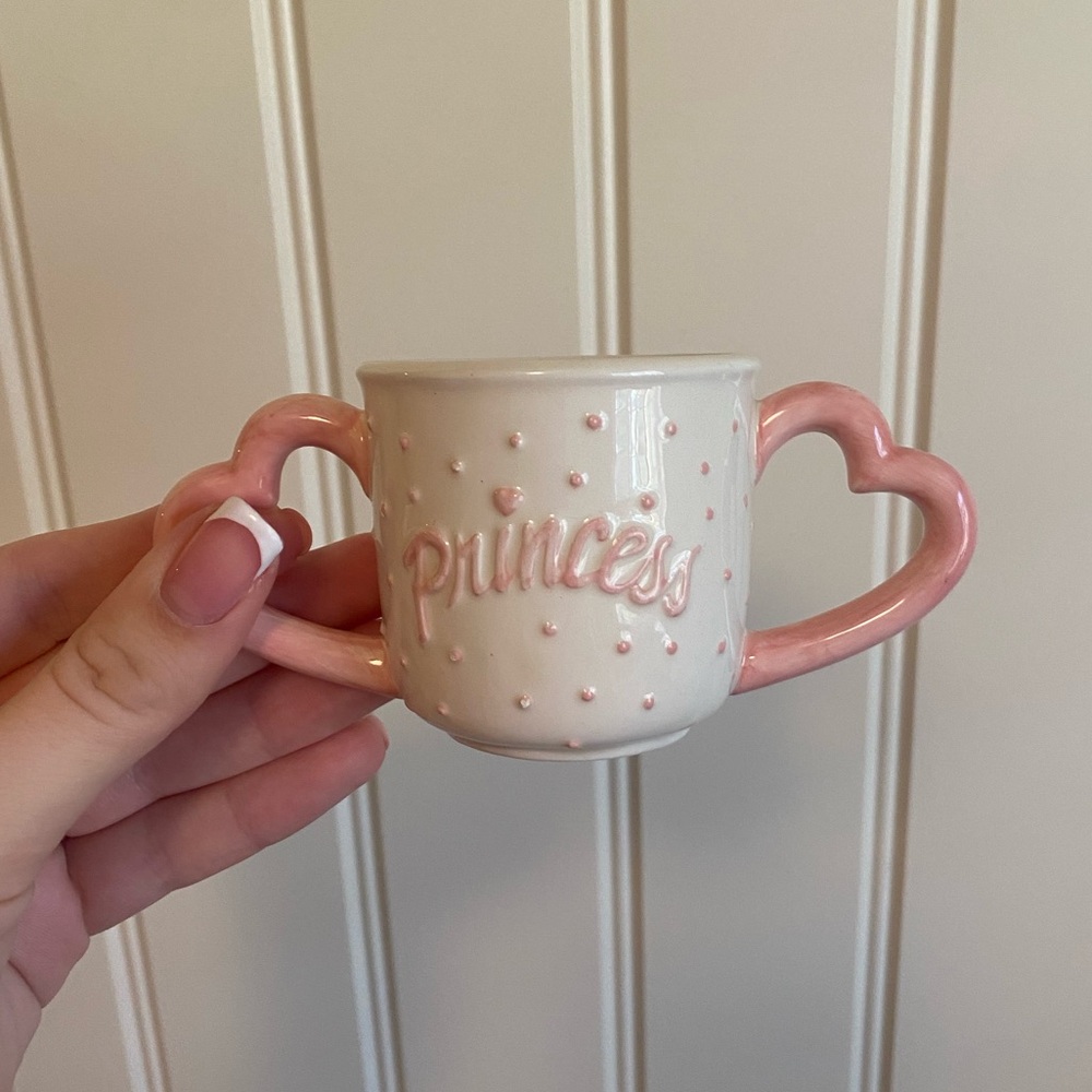 Pink baby princess mug 
Mud pie brand